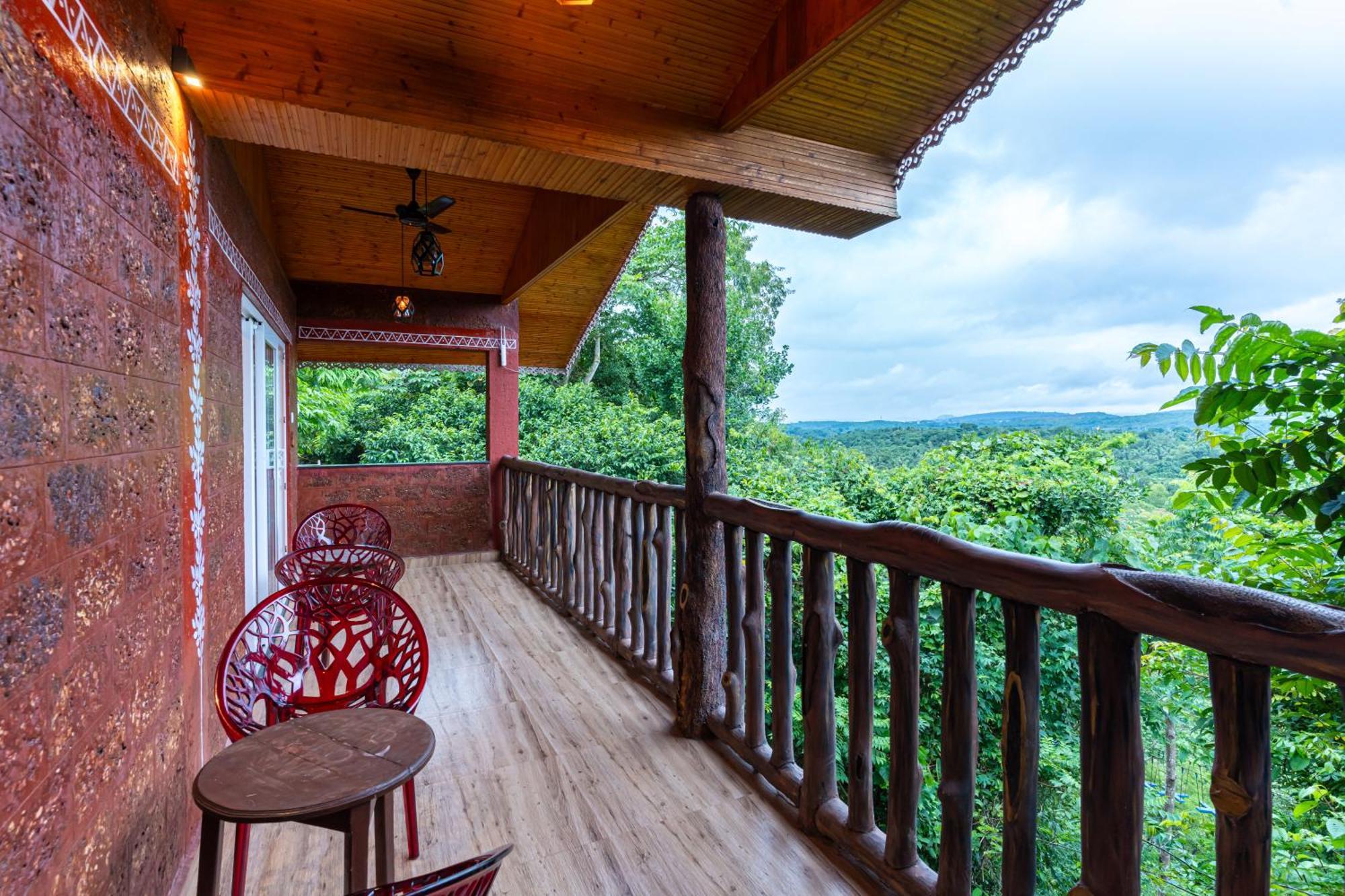 Resort Treebo Rock Valley